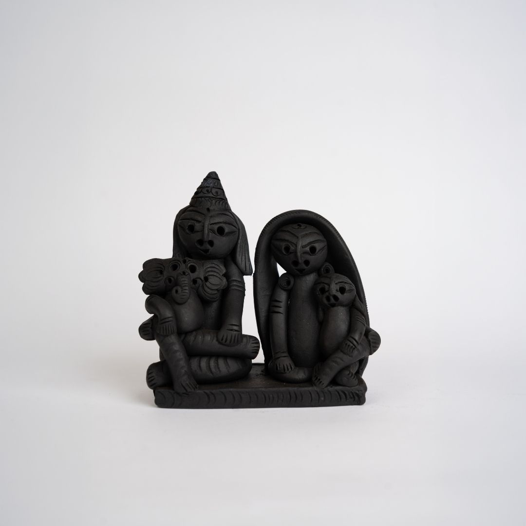Black Terracotta Style Village Household Clay Figurine - Image 4